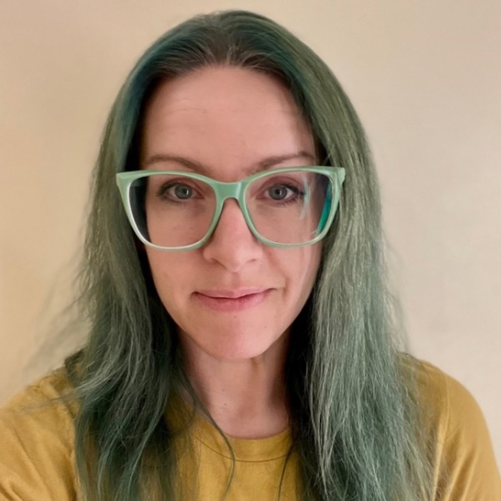 Meet your Posher, Cayce